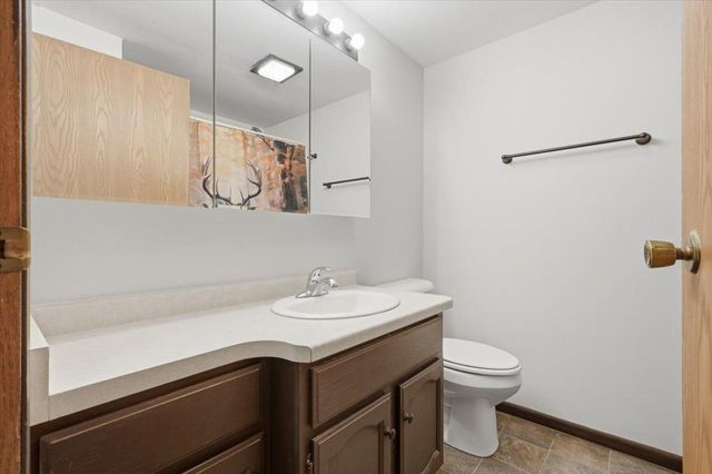 710 Kinney Road, Hudson, WI 54016