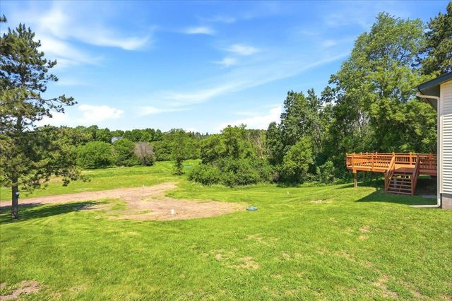 710 Kinney Road, Hudson, WI 54016