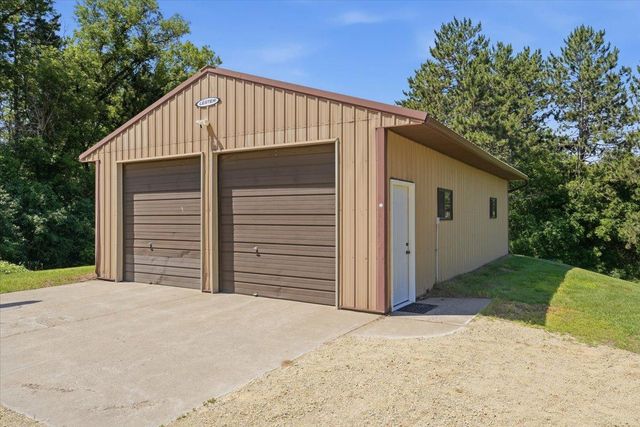 710 Kinney Road, Hudson, WI 54016