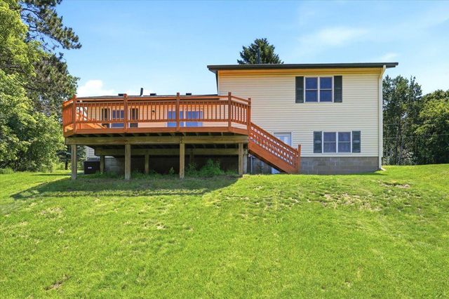 710 Kinney Road, Hudson, WI 54016