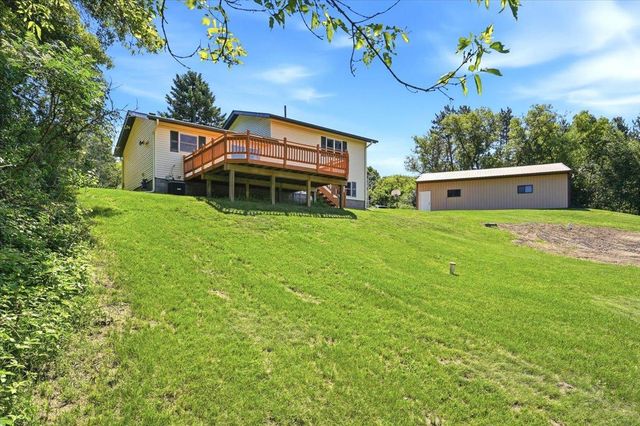 710 Kinney Road, Hudson, WI 54016