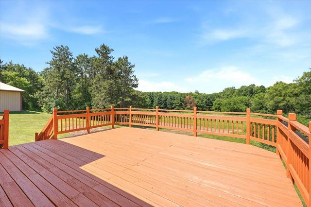 710 Kinney Road, Hudson, WI 54016