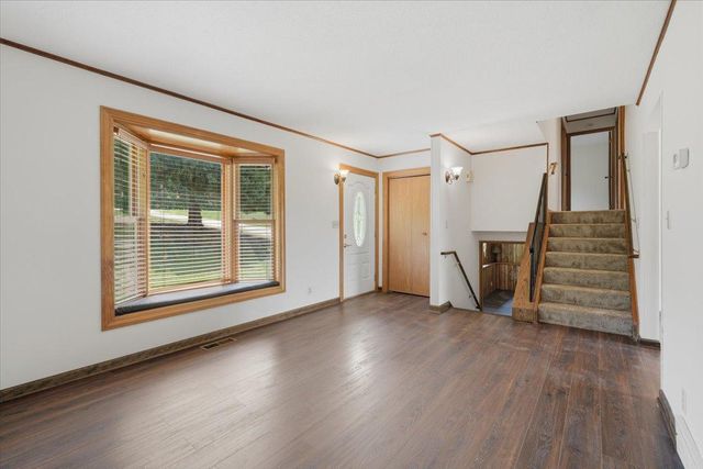 710 Kinney Road, Hudson, WI 54016
