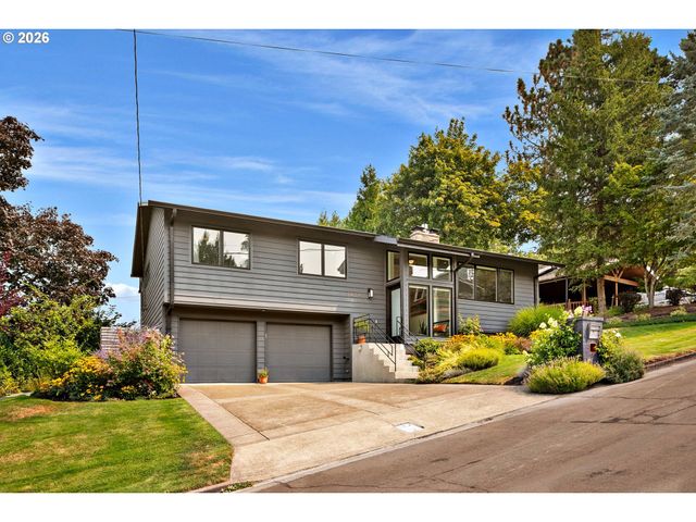1654 FIRCREST Dr, Lake Oswego, OR 97034