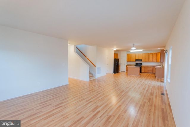 155 KENNEDY CIR, Martinsburg, WV 25404