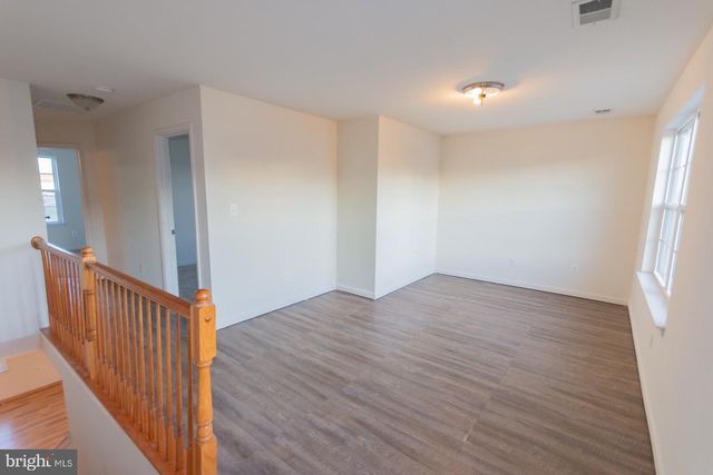 155 KENNEDY CIR, Martinsburg, WV 25404