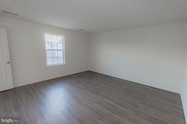 155 KENNEDY CIR, Martinsburg, WV 25404