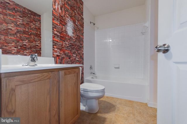 155 KENNEDY CIR, Martinsburg, WV 25404