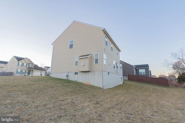 155 KENNEDY CIR, Martinsburg, WV 25404