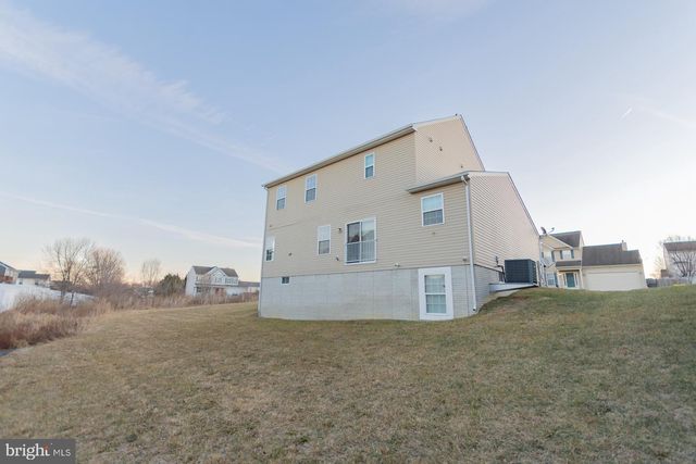 155 KENNEDY CIR, Martinsburg, WV 25404