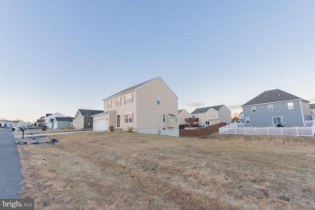 155 KENNEDY CIR, Martinsburg, WV 25404