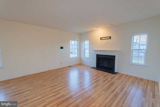 155 KENNEDY CIR, Martinsburg, WV 25404