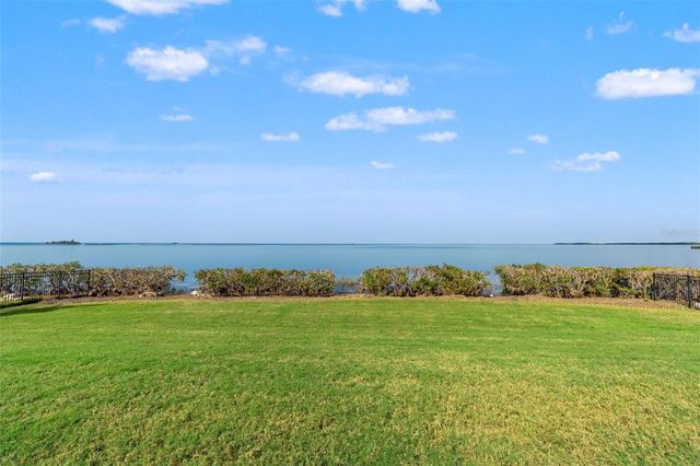 4387 HARBORPOINTE DRIVE, Port Richey, FL 34668