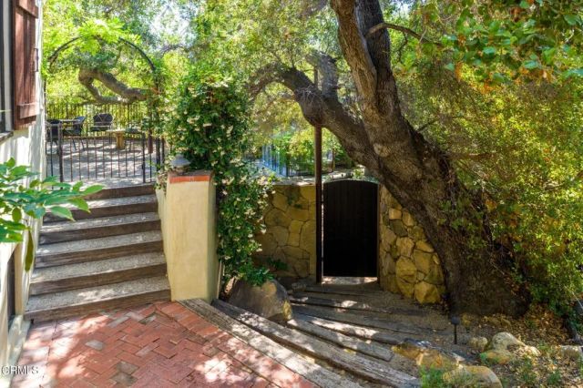 520 Foothill Road, Ojai, CA 93023