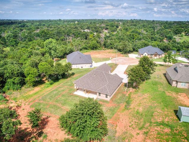 10925 Sandstone Ridge Way, Guthrie, OK 73044