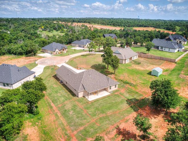10925 Sandstone Ridge Way, Guthrie, OK 73044