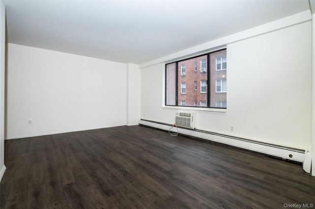 7 Lake Street 7-L, White Plains, NY 10603