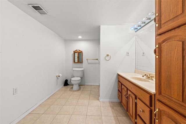 2408 Briarhill Court, White Oak, PA 15131