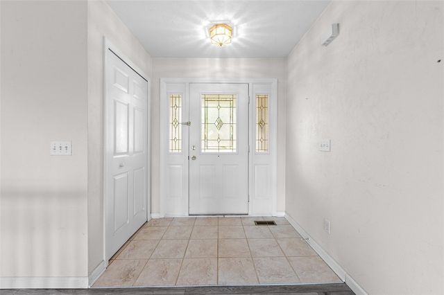 2408 Briarhill Court, White Oak, PA 15131