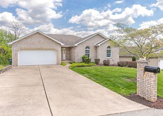 2408 Briarhill Court, White Oak, PA 15131
