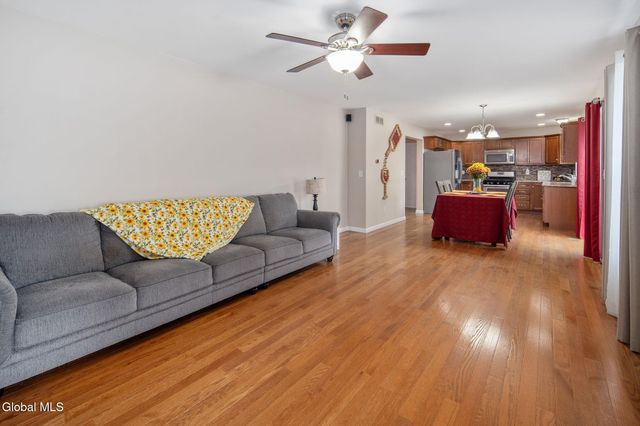 44 Shepard Avenue, Colonie, NY 12304