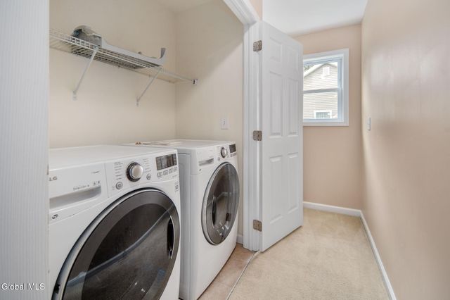 44 Shepard Avenue, Colonie, NY 12304