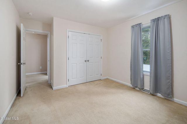 44 Shepard Avenue, Colonie, NY 12304