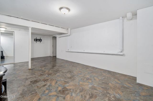 44 Shepard Avenue, Colonie, NY 12304