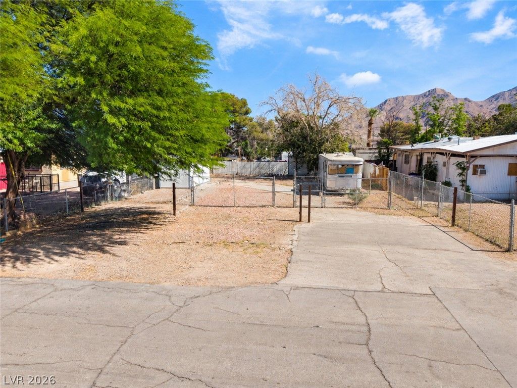2268 Jo Anne Lane, Las Vegas, NV 89156 — photo 4