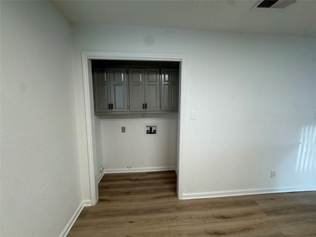 762 E Warrior Trail D, Grand Prairie, TX 75052