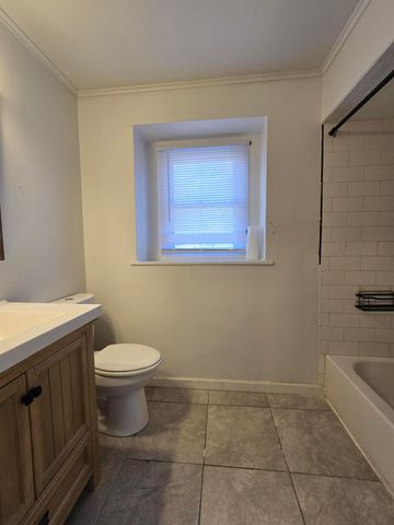 3608 W 73rd Court, Merrillville, IN 46410