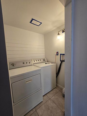 3608 W 73rd Court, Merrillville, IN 46410