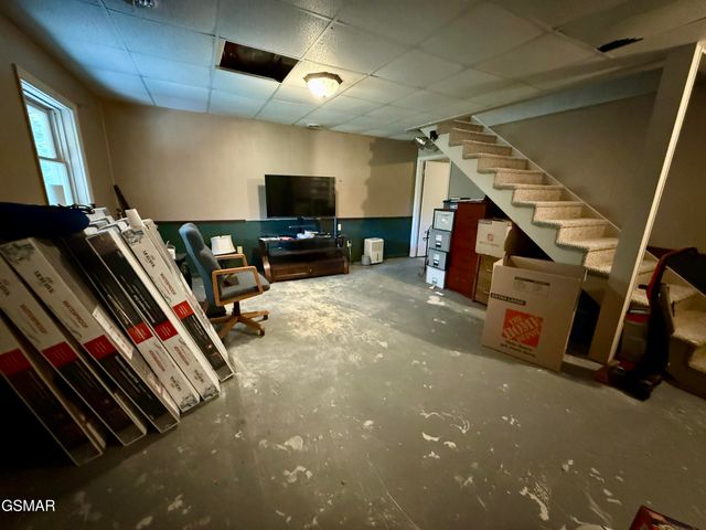 1178 Ogle Hills Road, Gatlinburg, TN 37738