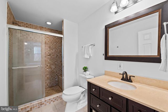 1247 HULL ST, Baltimore, MD 21230