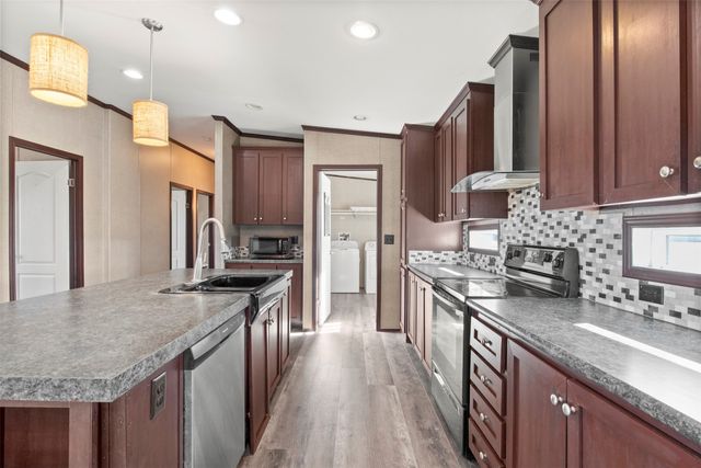 5542 County Road 1043, Celeste, TX 75423