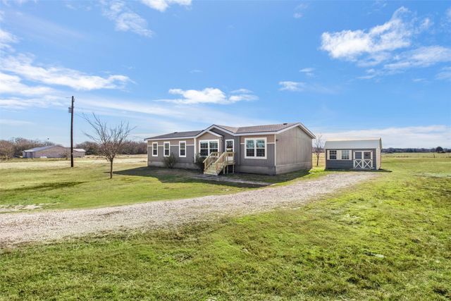 5542 County Road 1043, Celeste, TX 75423