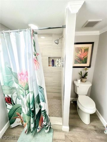 11331 Azalea LN, Fort Myers Beach, FL 33931