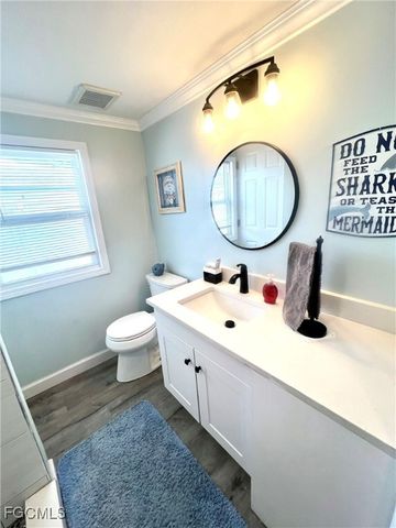 11331 Azalea LN, Fort Myers Beach, FL 33931