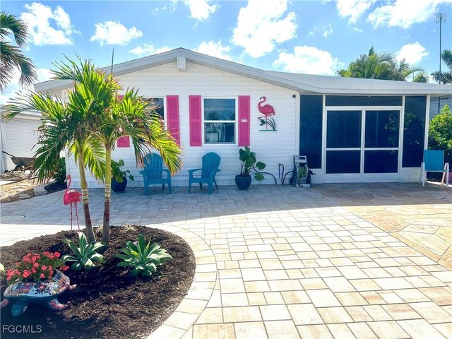 11331 Azalea LN, Fort Myers Beach, FL 33931