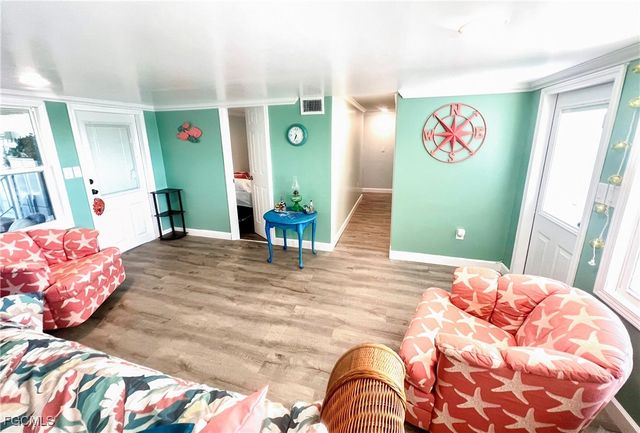 11331 Azalea LN, Fort Myers Beach, FL 33931