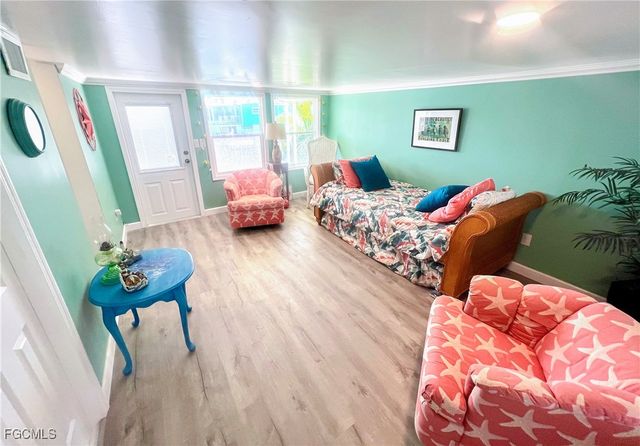 11331 Azalea LN, Fort Myers Beach, FL 33931