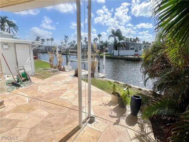 11331 Azalea LN, Fort Myers Beach, FL 33931