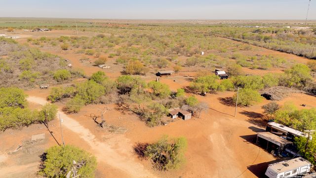 1160 HWY 85 W, Dilley, TX 78017