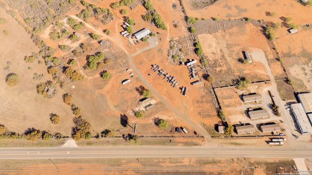 1160 HWY 85 W, Dilley, TX 78017