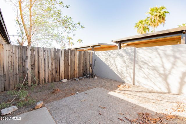 1722 E OCOTILLO Road 3, Phoenix, AZ 85016