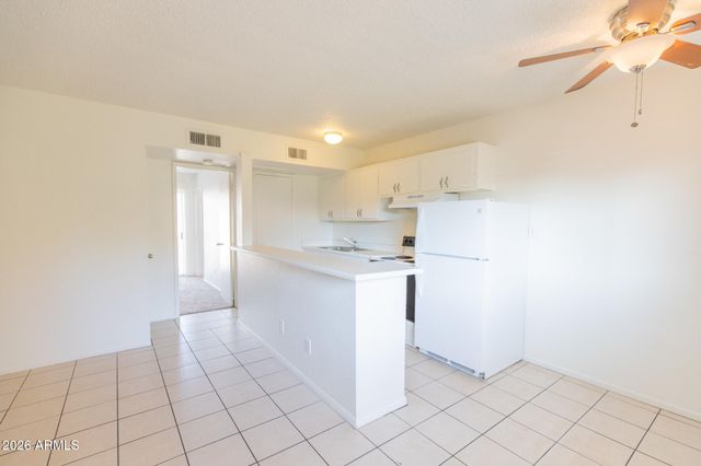 1722 E OCOTILLO Road 3, Phoenix, AZ 85016