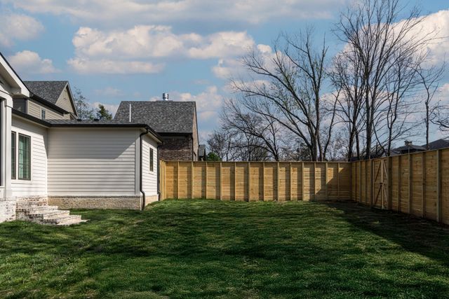 1133 Lipscomb Dr, Nashville, TN 37204