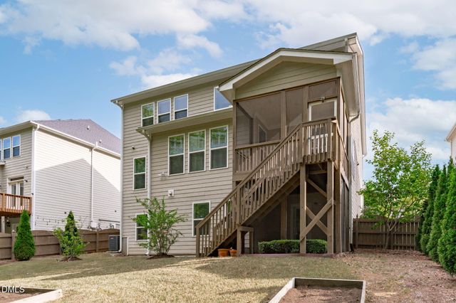 405 Wildwood Farm Way, Holly Springs, NC 27540