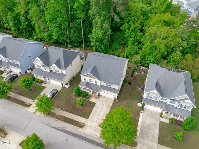 405 Wildwood Farm Way, Holly Springs, NC 27540