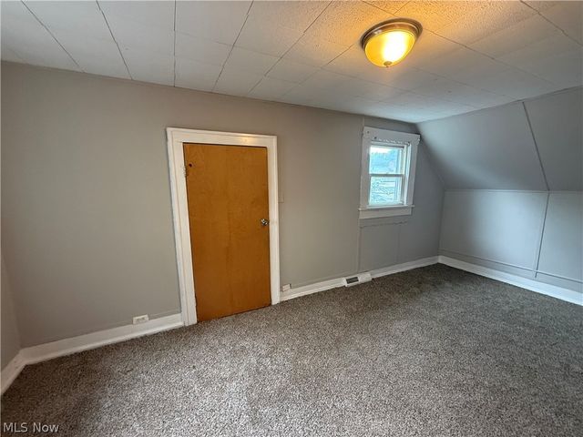 1956 W 50th Street, Cleveland, OH 44102